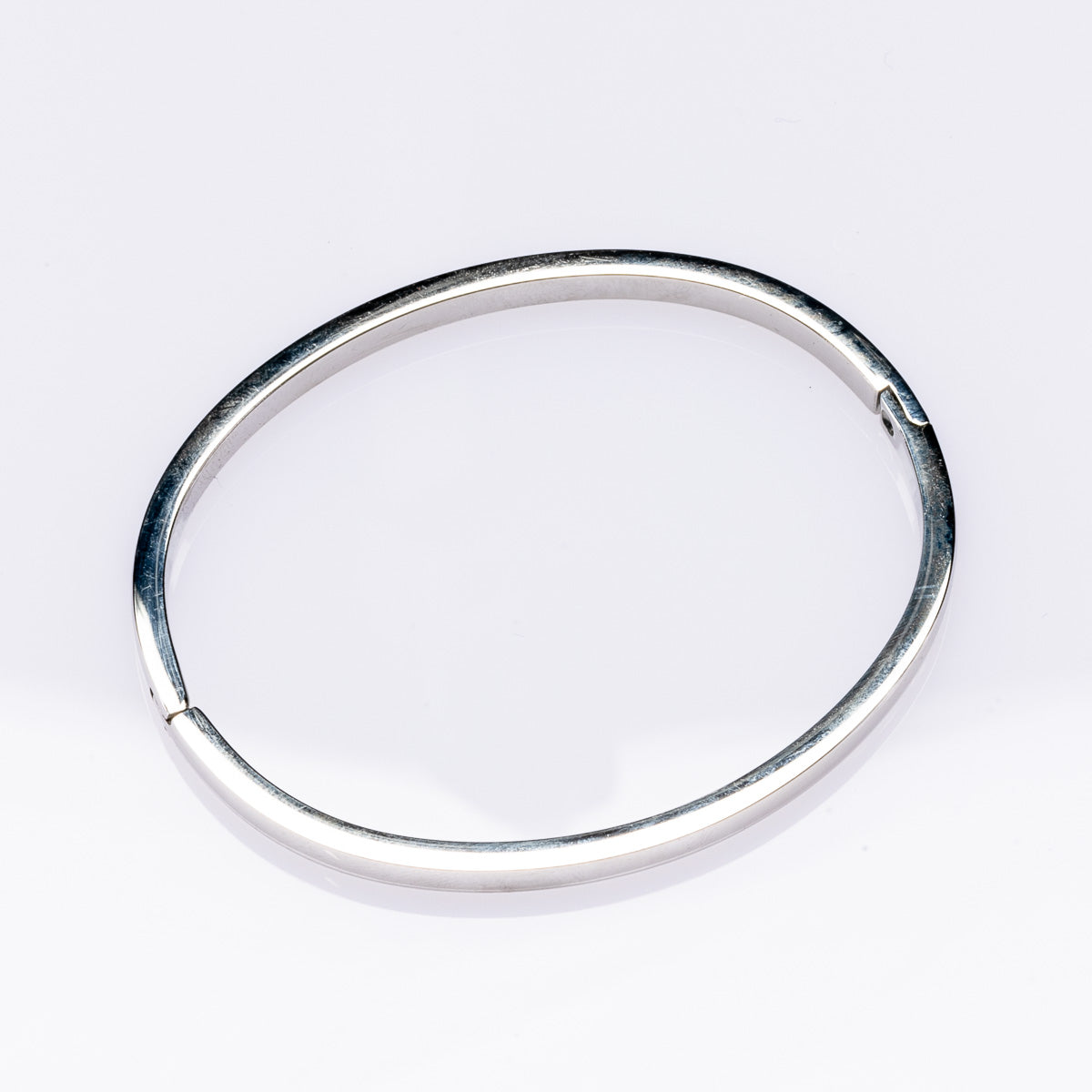 THE FORM BANGLE -Silver