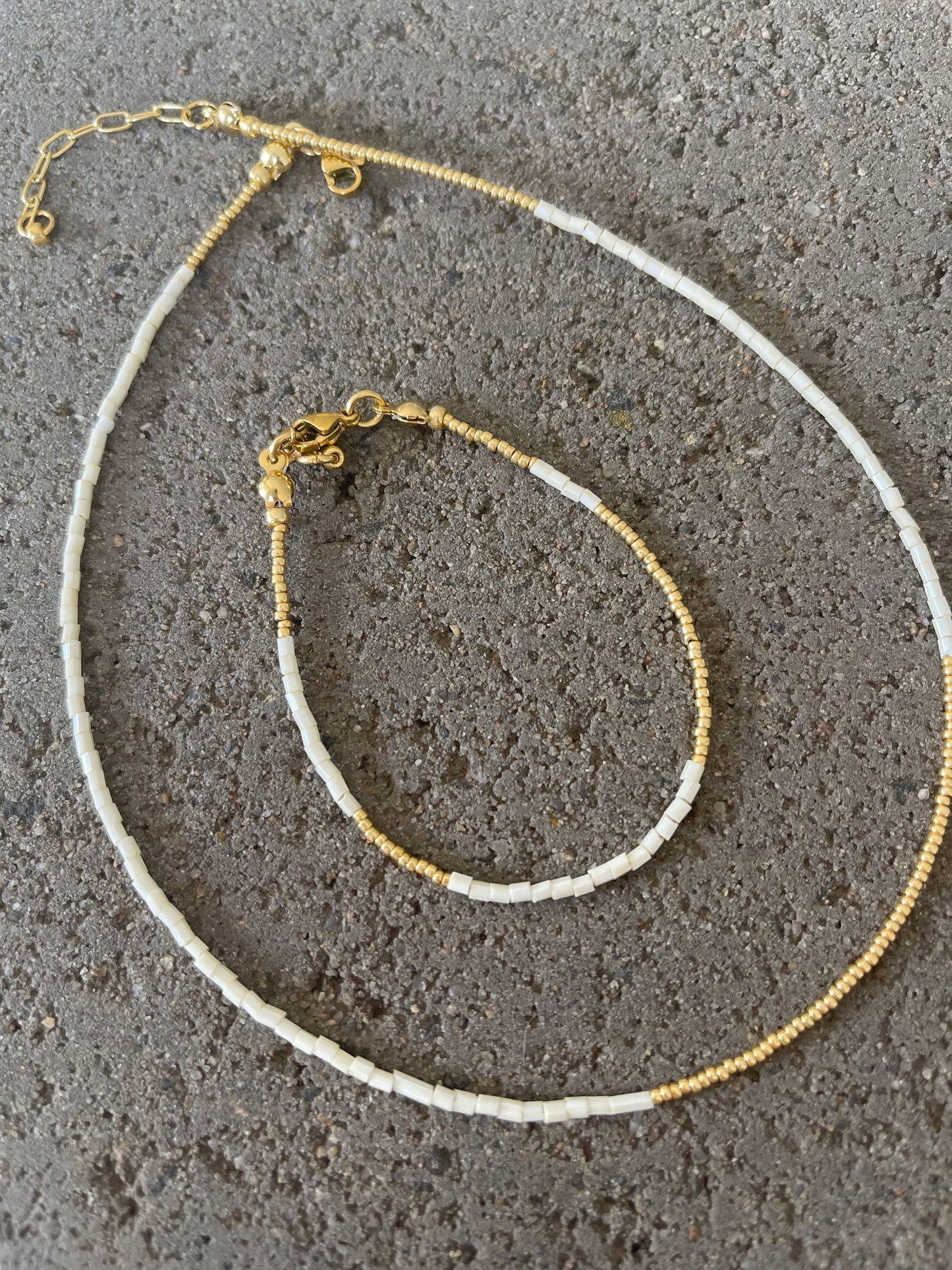 Blanche Choker