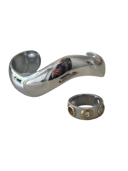 The Wave Bangle