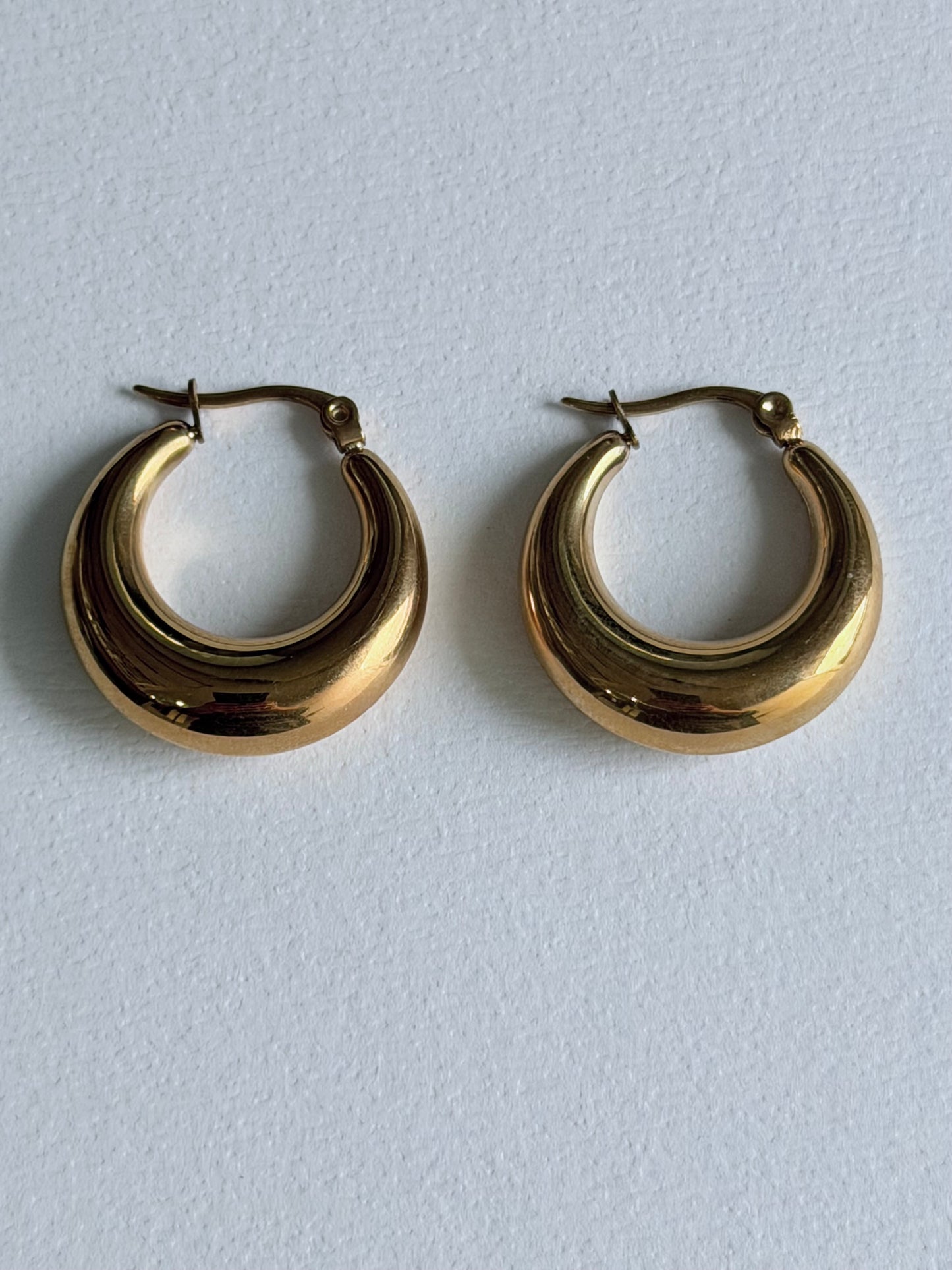 Nina hoops gold