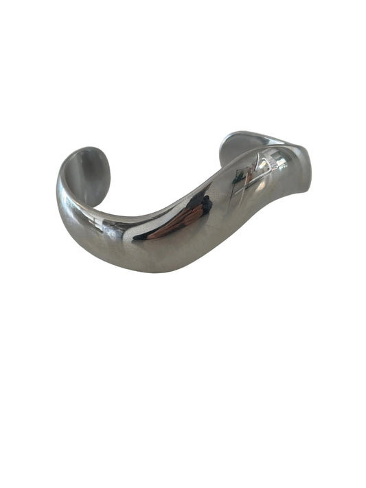 The Wave Bangle