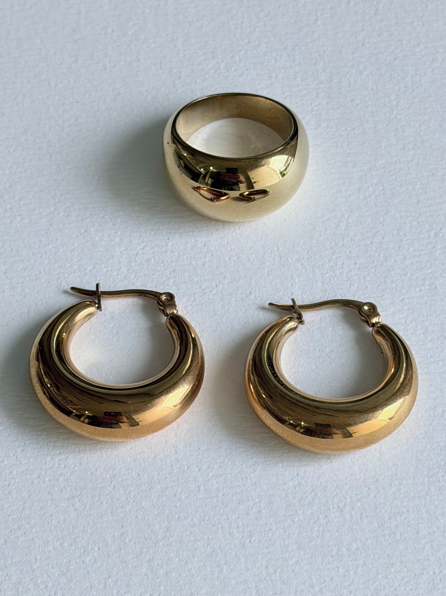 Nina hoops gold