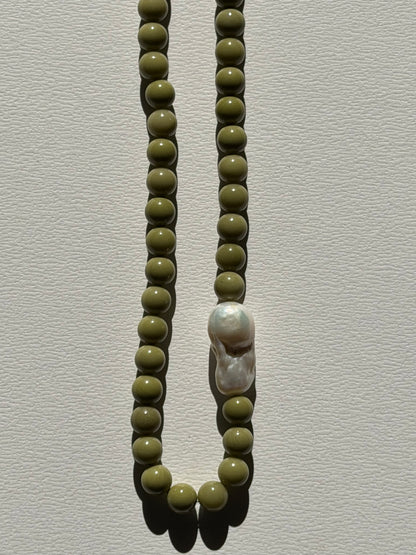 Florentine beads with pearl