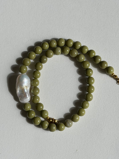 Florentine beads with pearl