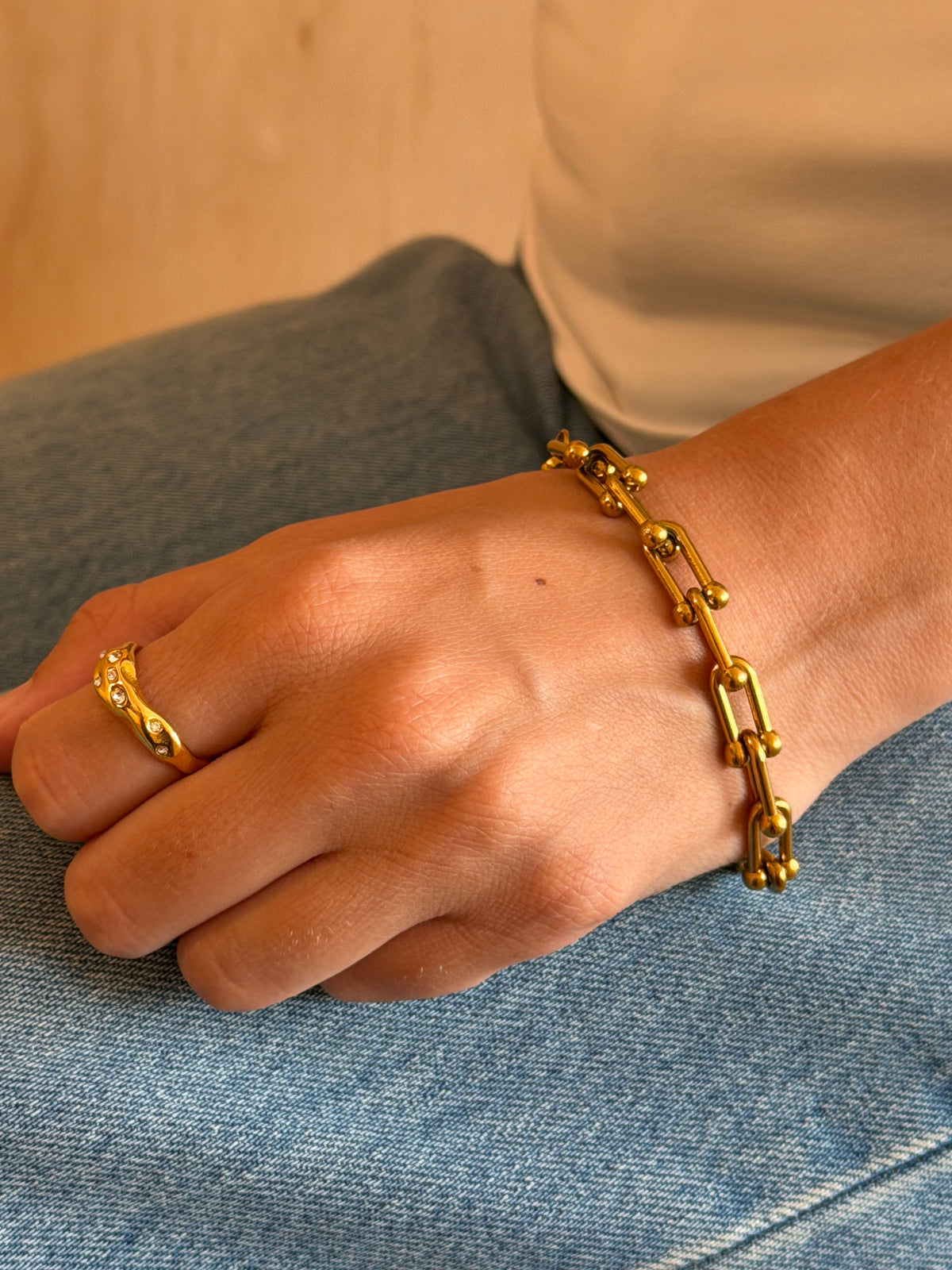 Bianca Ring