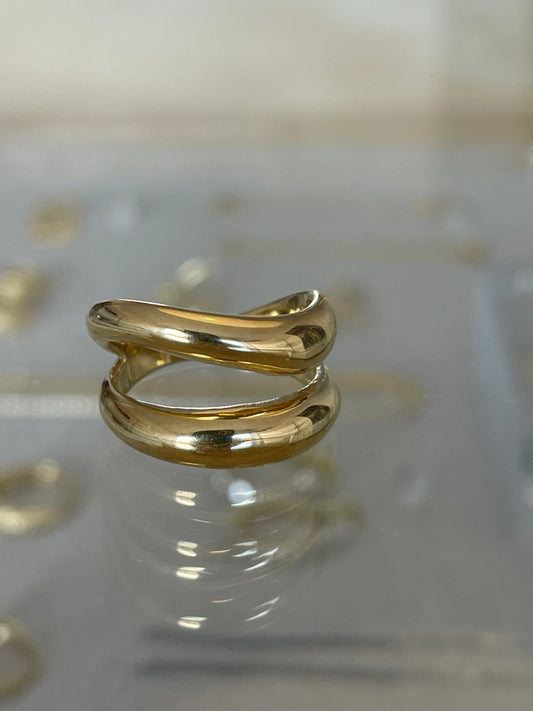 REVOLVE RING