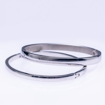 The Form Bangle - Silver