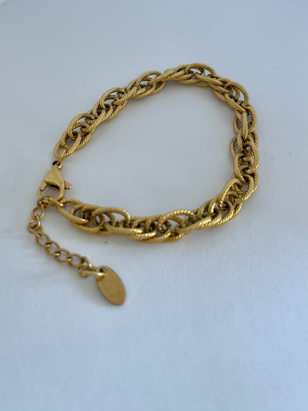 Brushed gold bracelet